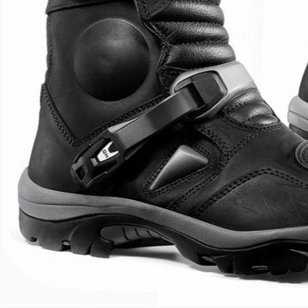 thumbnail image 2 of ADVENTURE LOW Dry - Forma Boots 2 of 14