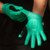 Fist Strapped Stocker Jade Gloves