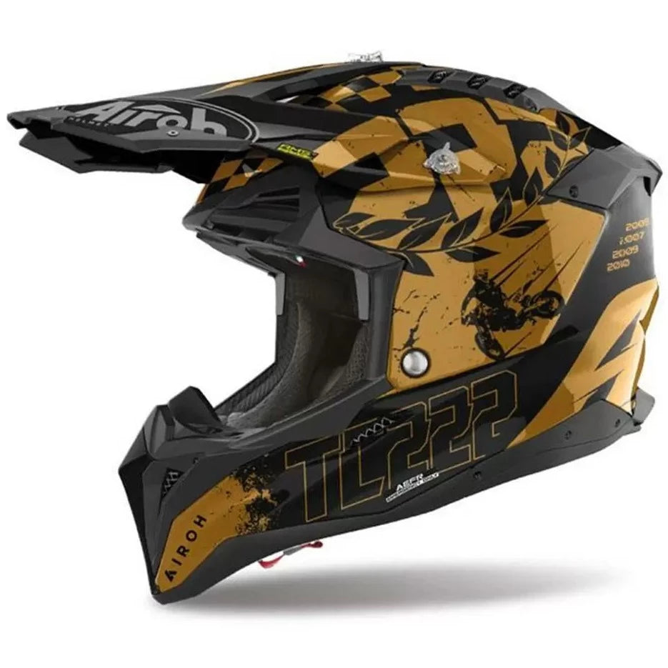 Cairoli helmet deals